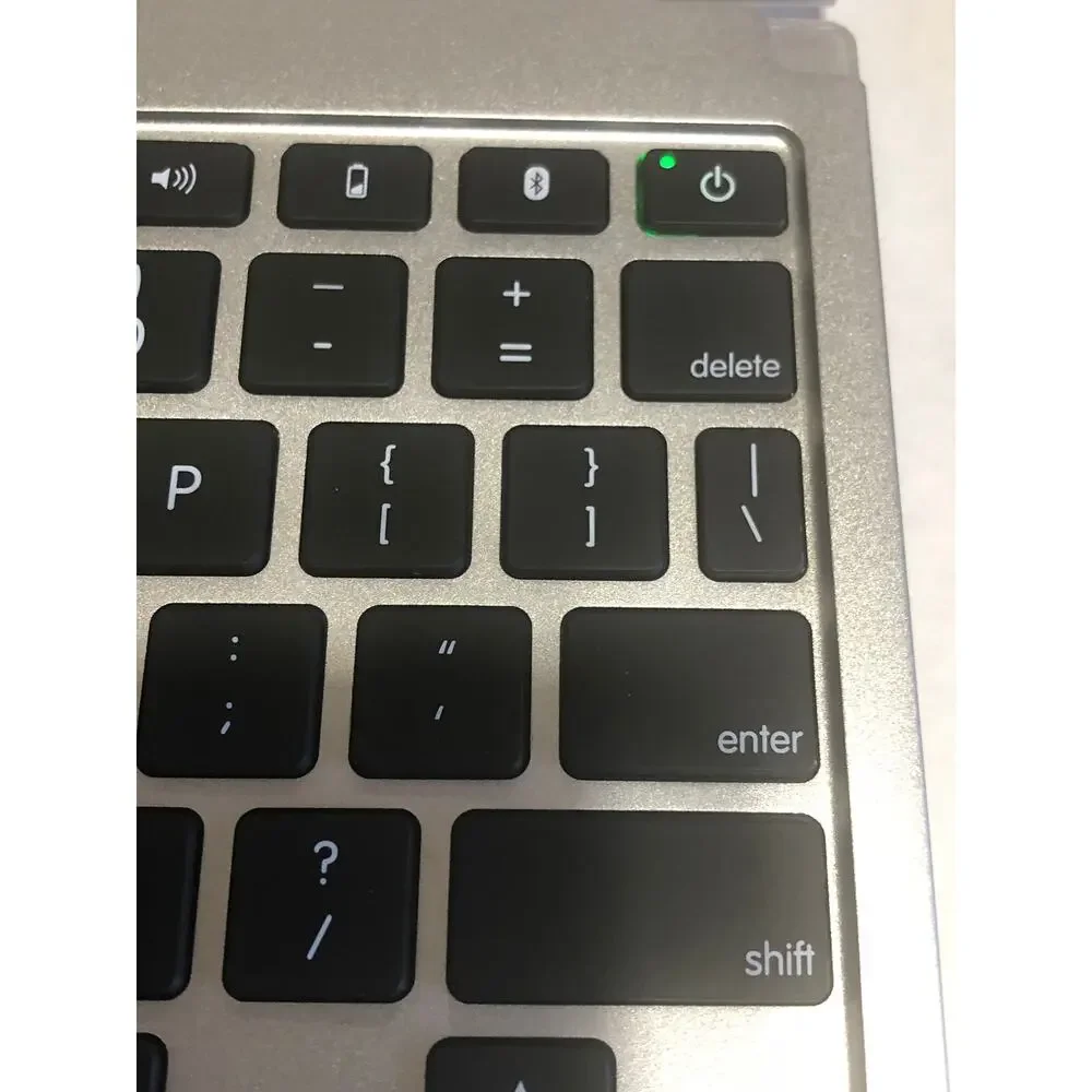 Brydge 11 Pro BRY4011 Wireless Bluetooth Backlit Case Keyboard IPad Pro 11